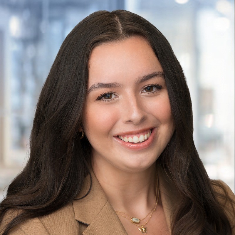 Bella Howard headshot
